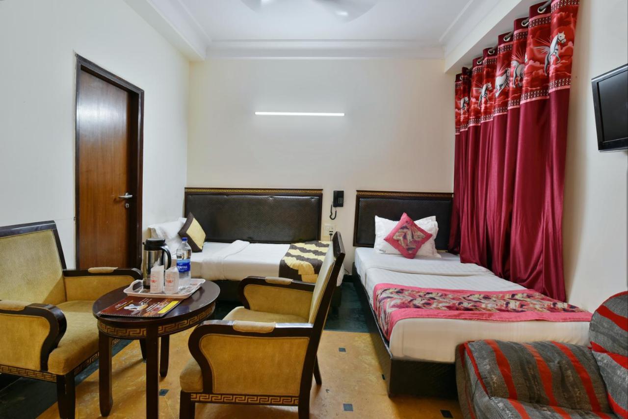 ניו דלהי Hotel Revels By A1Rooms מראה חיצוני תמונה