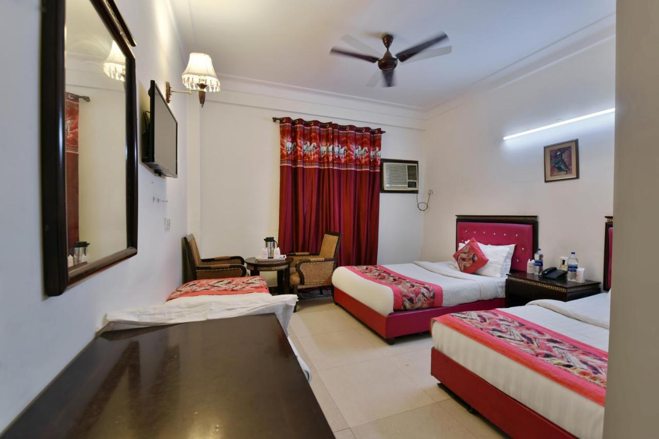 ניו דלהי Hotel Revels By A1Rooms מראה חיצוני תמונה