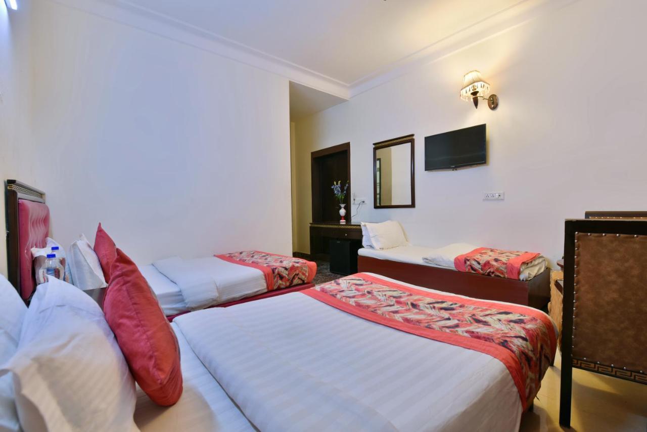 ניו דלהי Hotel Revels By A1Rooms מראה חיצוני תמונה